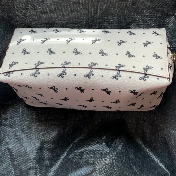 Coach Cosmetic Case with Butterfly Dot Print EUC - Picture 4 of 6